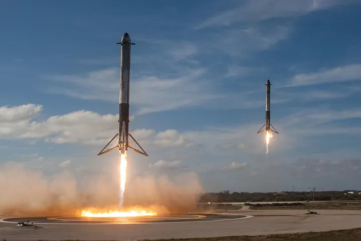 SpaceX rockets landing